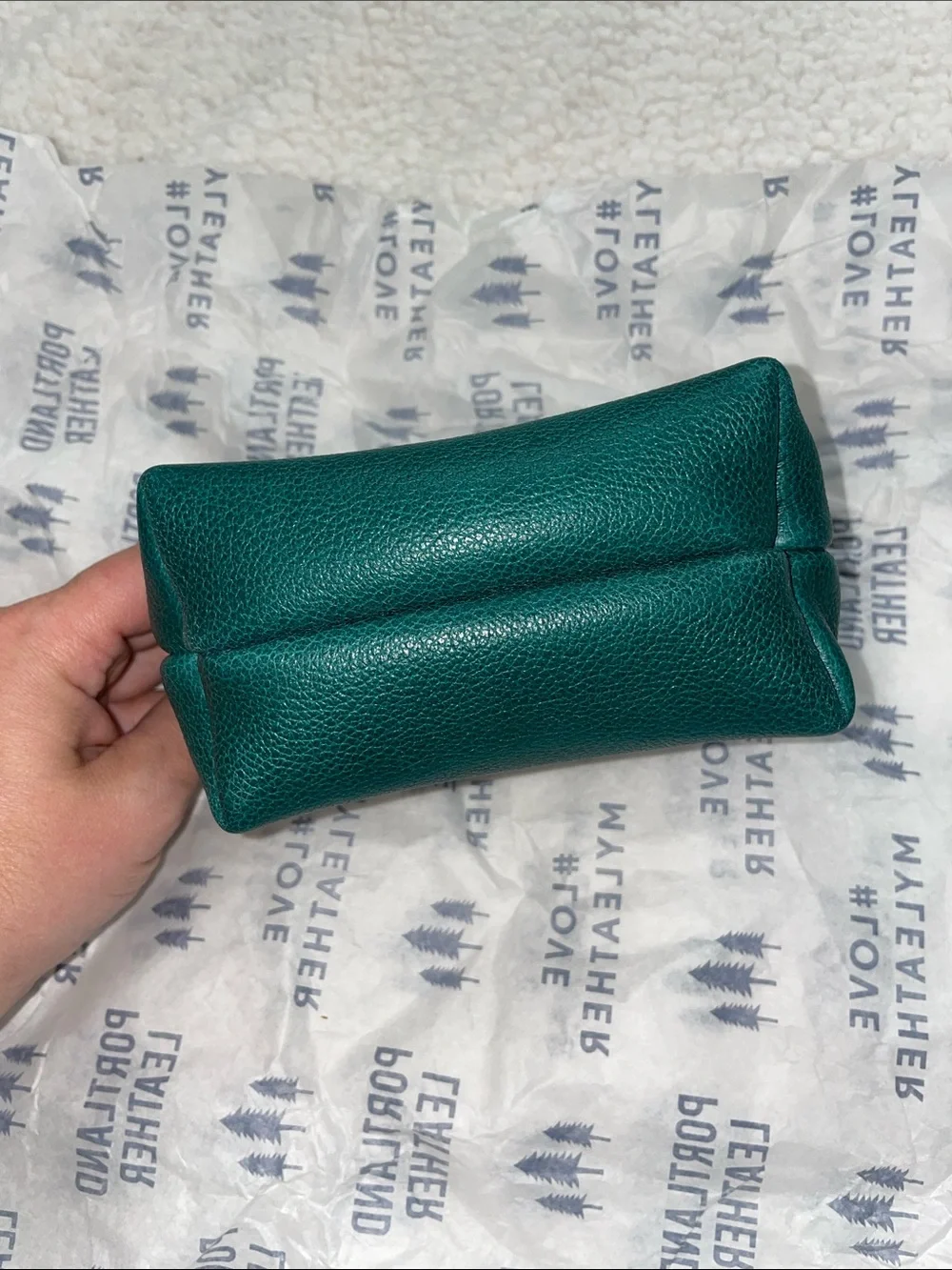 Portland Leather Chelsea Pouch-Sea Glass
